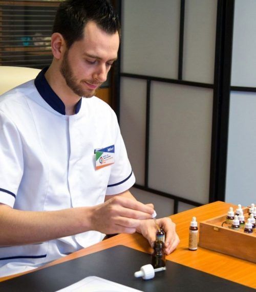 CURSO DE NATUROPATÍA HOMOLOGADO POR FENACO